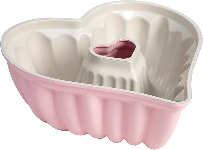 Paris Hilton Heart-Shaped Fluted Cake Pan