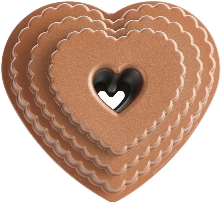 Nordic Ware Cast Bundt Bakeware Tiered Heart, 12-Cup, Toffee