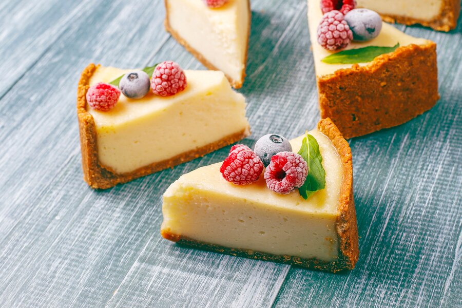 Classic Creamy Cheesecake