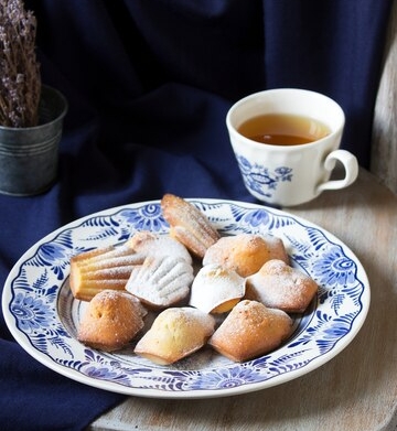 Classic French Madeleines
